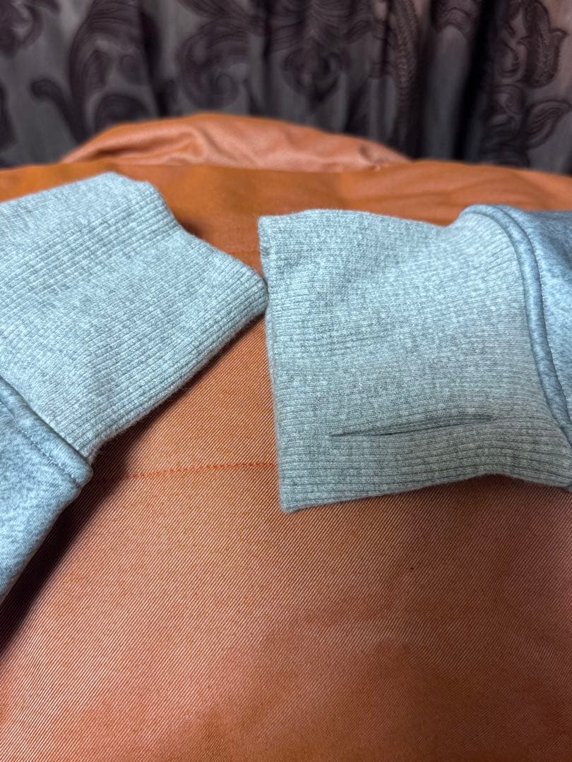 ❣️neoncollective オレンジ XSベストとグレーのフーディーセット❣️