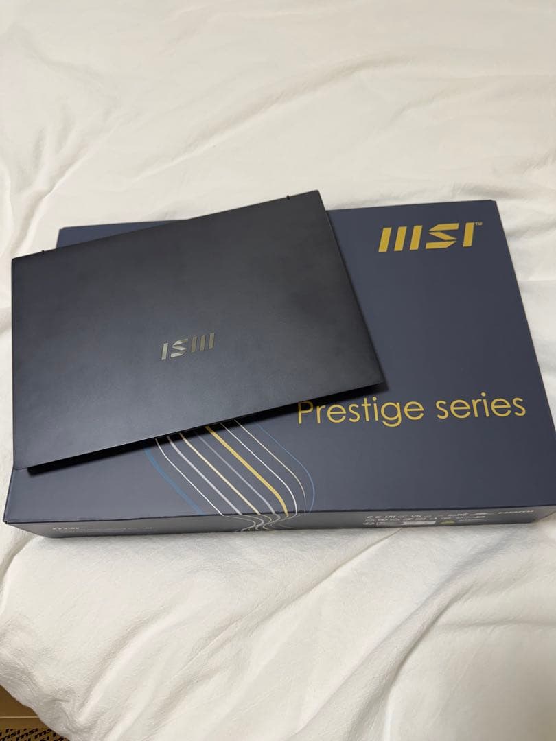 MSIノートPC Prestige 13Evo A12M A12M-1101JP MSI ビジネスノートPC Prestige 13 Evo - 第12世代 インテル<sup