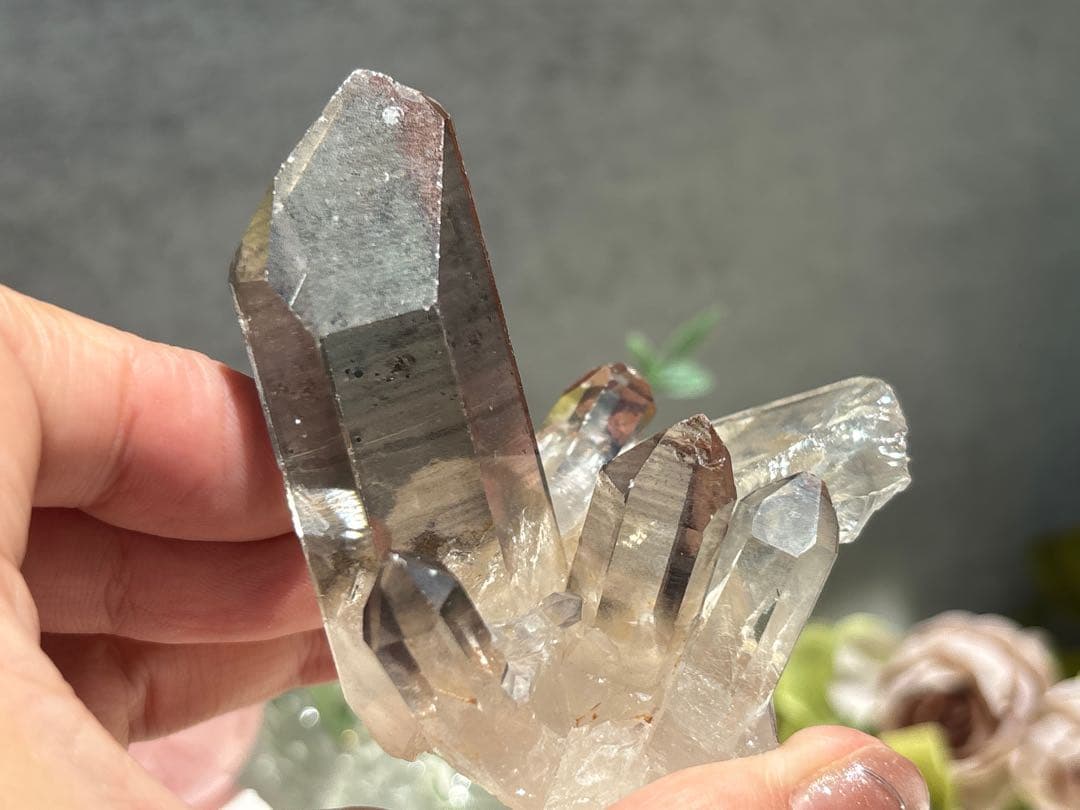 《ファントム×ライトスモーキークォーツクラスター＊ブラックルチル》