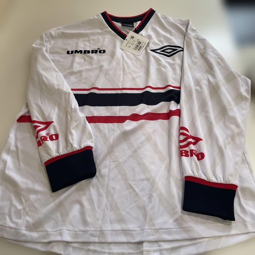 UMBRO 長袖シャツ L ホワイト/レッド/ネイビー UMBRO（アンブロ）の「UMBRO AWAY DAYS LONG SLEEVE WIDE COLLARED