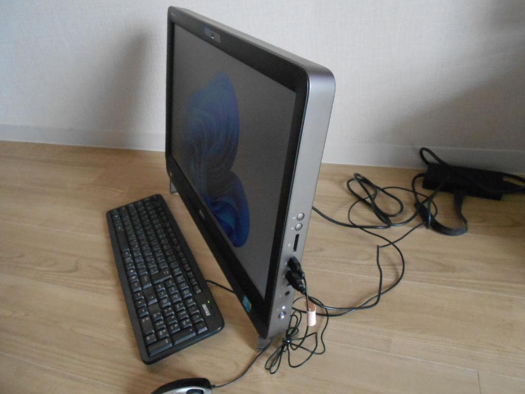 直接引取可 おまけ付 フルセット DELL デスクトップ一体型PC 近隣配送