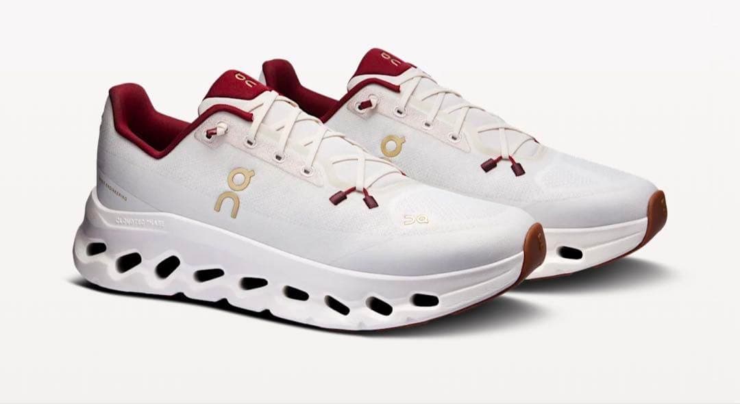 新品】希少On Cloudtilt オン クラウドティルト 限定エディション