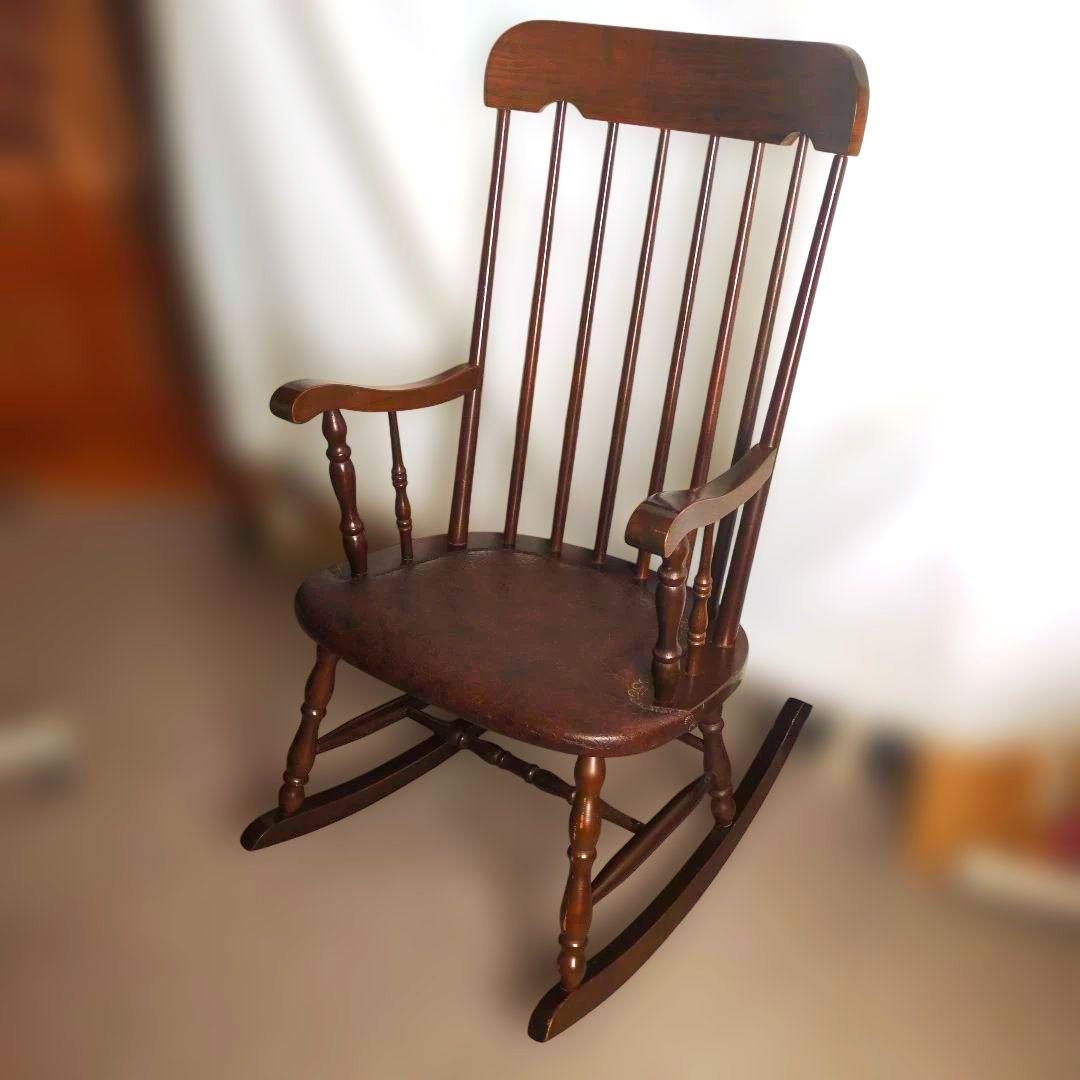 レトロ　ロッキングチェア 革張り イタリア製クラシック 本革張りロッキングチェア｜rocca rocca