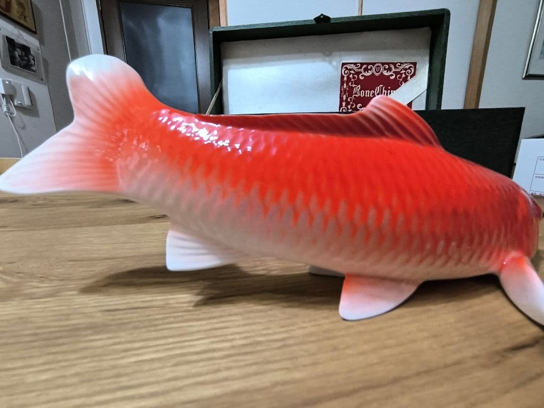 ノリタケ 鯉 置物 日本陶器会社 ボーンチャイナ ☆共箱、説明カード