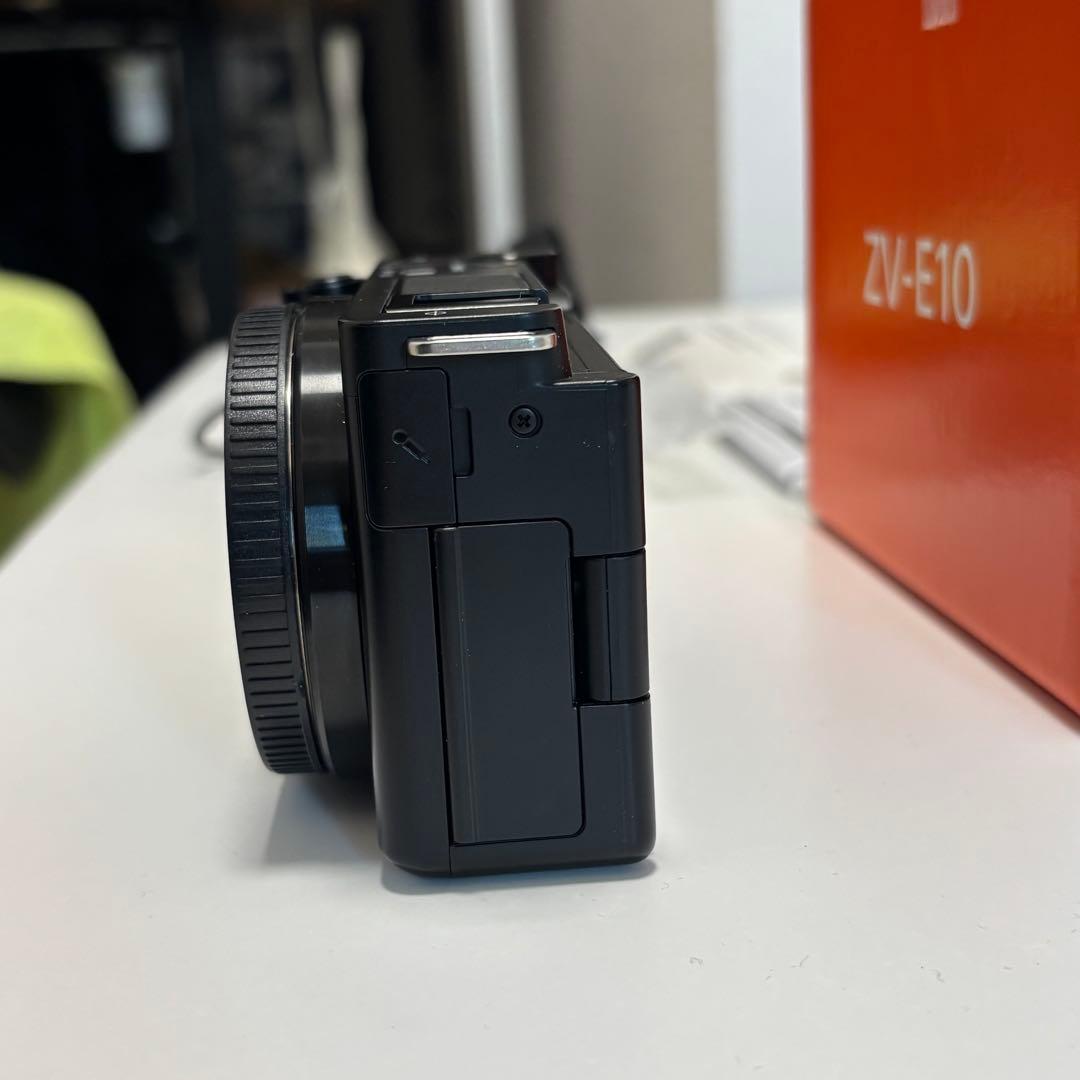 SONY ミラーレスカメラ ZV-E10 ボディ（Eマウント）ブラック - メルカリ