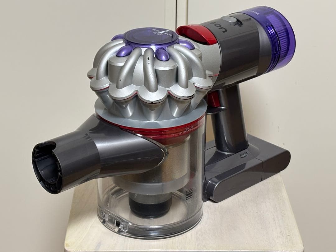 【美品】ダイソン SV25 本体 楽天市場】ダイソン コードレス 掃除機 V8 SV25 FF NI2 SV25FFNI2