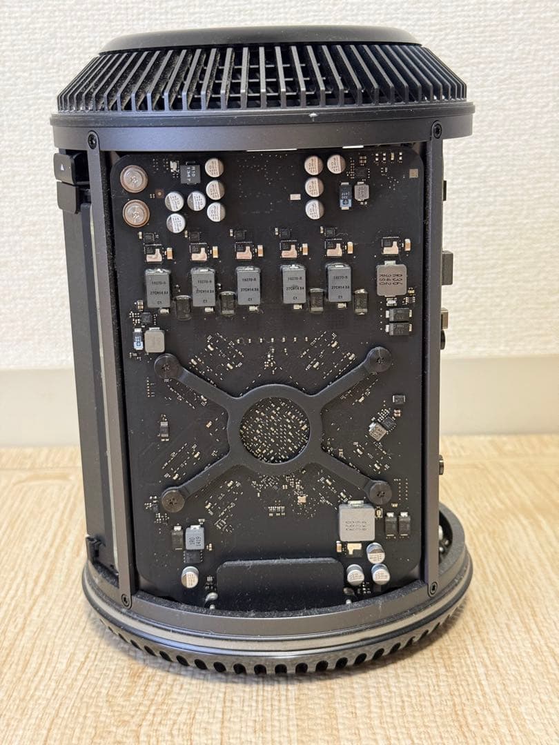 MacPro (Late 2013) 3.7GHz・24GB・256GB
