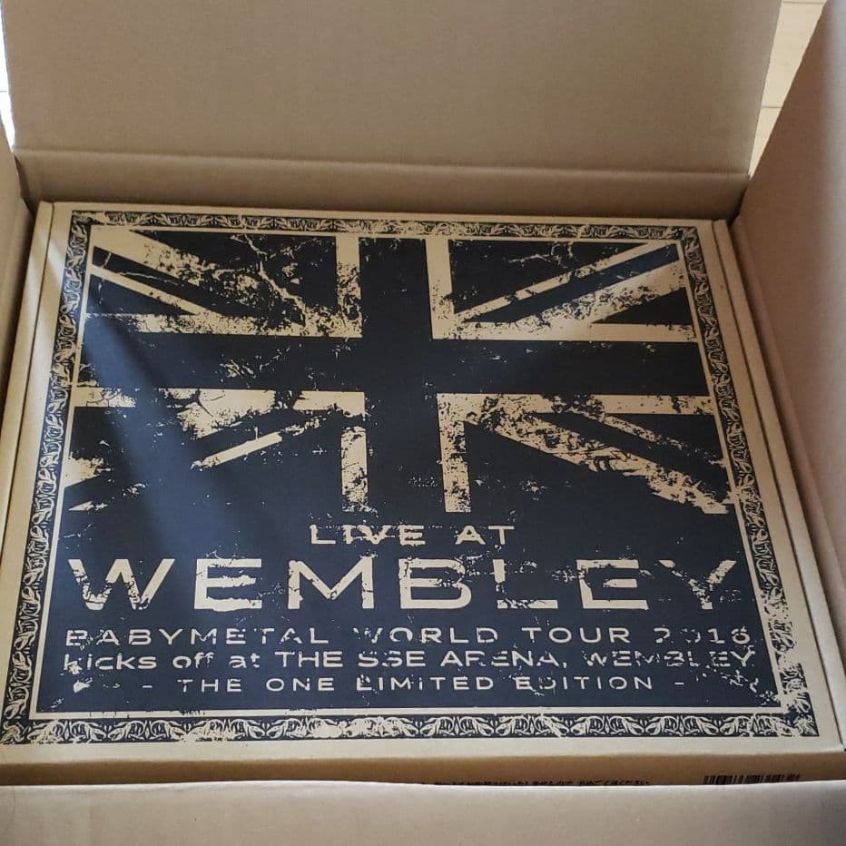 ミュージック BABYL WORLD TOUR 2016 WEMBLEY ARENA Amazon.co.jp: LIVE Blu-ray 「LIVE AT WEMBLEY」 BABYMETAL WORLD
