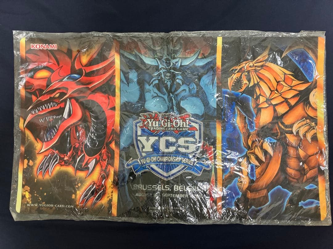 遊戯王] YCS2013 三幻神プレイマット 未使用 - メルカリ