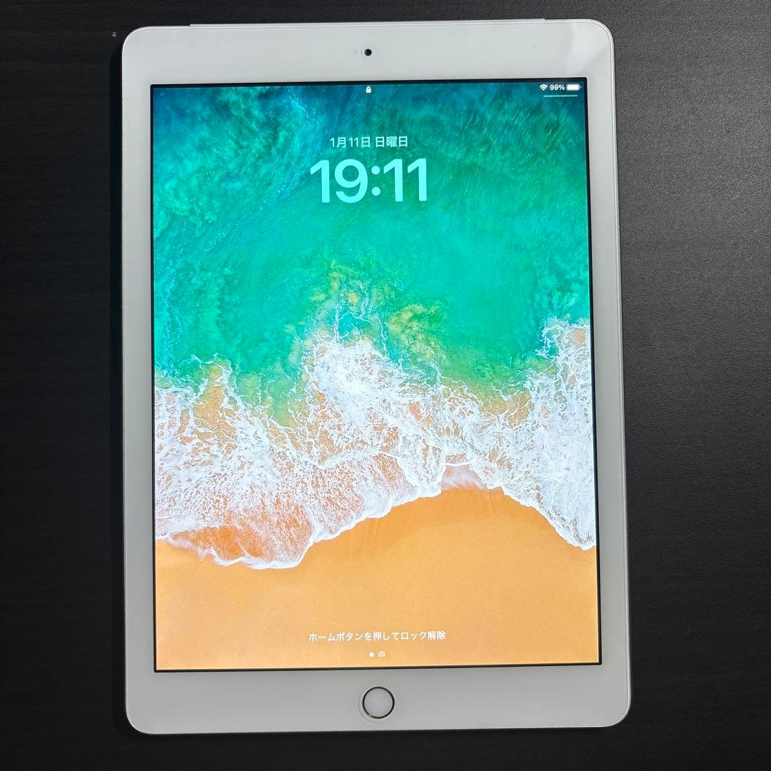 Apple iPad 10.2インチ ゴールド 本体　第五世代 Amazon.com: Apple iPad (10.2-Inch, Wi-Fi + Cellular, 128GB) - Gold