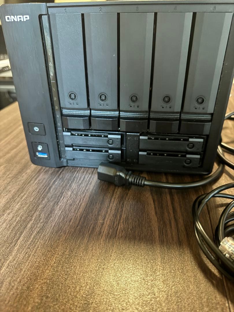 四*K様 QNAP TS-932PX NAS 16GB RAM 増設済み 美品 TS-932PX | Compact 9-bay NAS with 10GbE SFP+ and 2.5GbE for