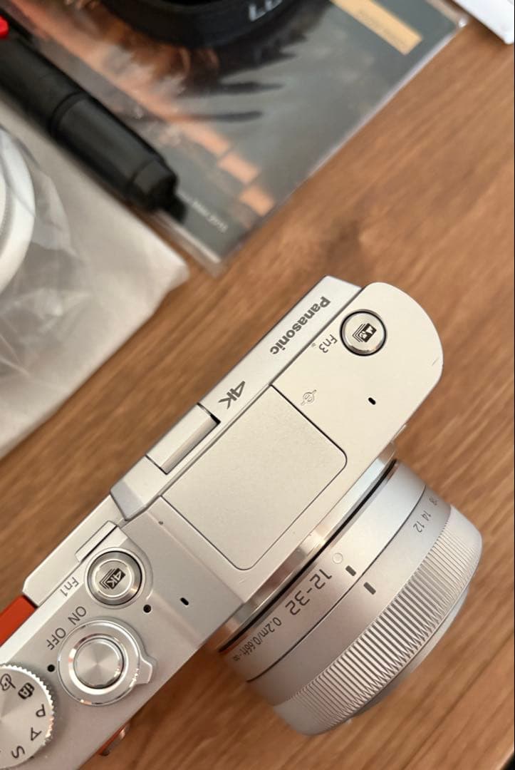 PanasonicLUMIX DC-GF10Wフルセット - メルカリ