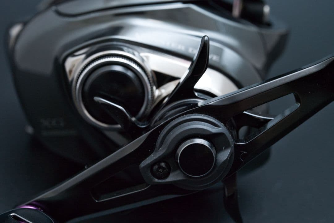 美品シマノ 23アンタレスDCMD XG リブレ限定ハンドルノブPEライン付き