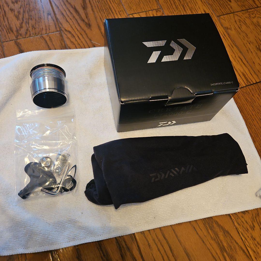 美品 ダイワ セルテート4000-C 予備スプール、カスタムハンドル