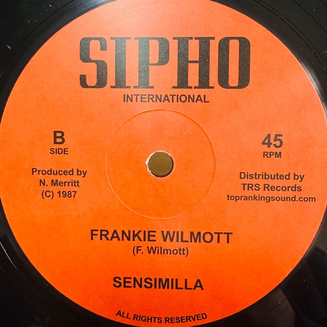大人気】Frankie Wilmott - Sensimilla - メルカリ