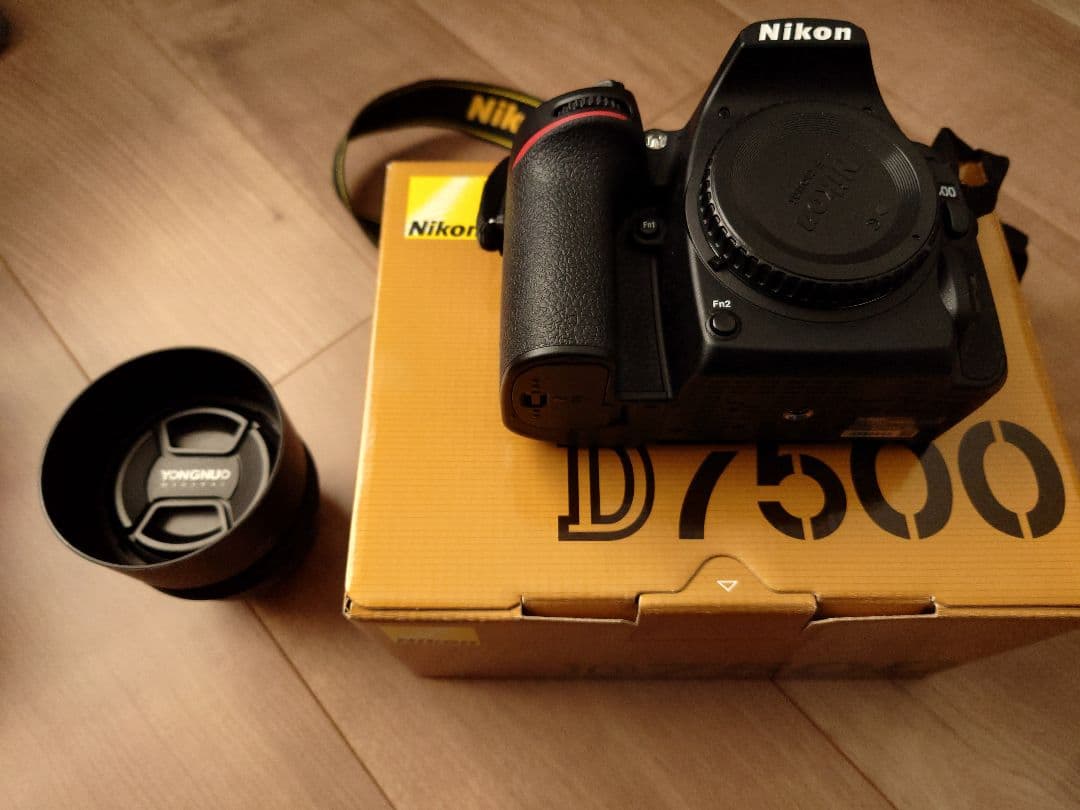 Nikon D7500一眼レフ　レンズ2本付（単焦点レンズ、ズームレンズ） ニコンD ニコン Nikon D7500 18-105VR レンズセット レンズキット 美品