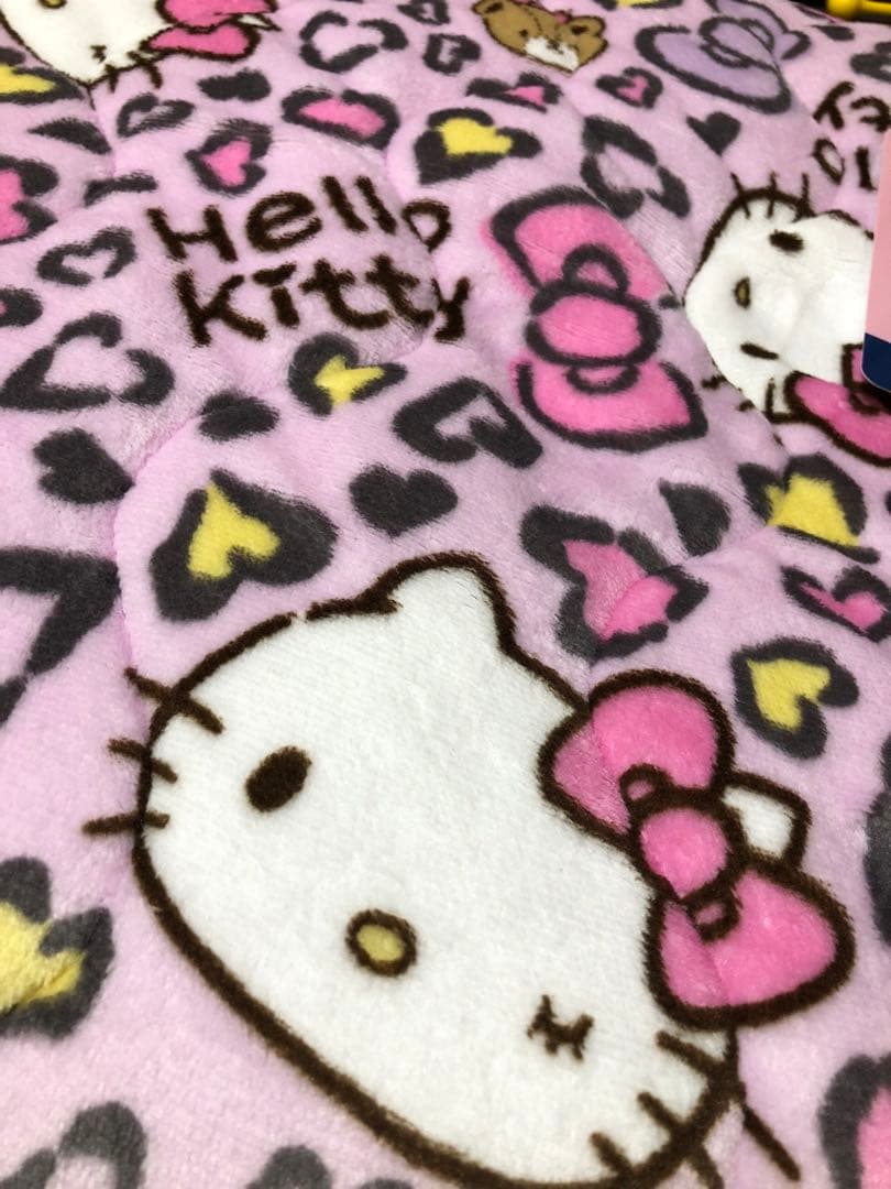 ハローキティ ヒョウ柄 敷きパッド レオパード シングル キティちゃん