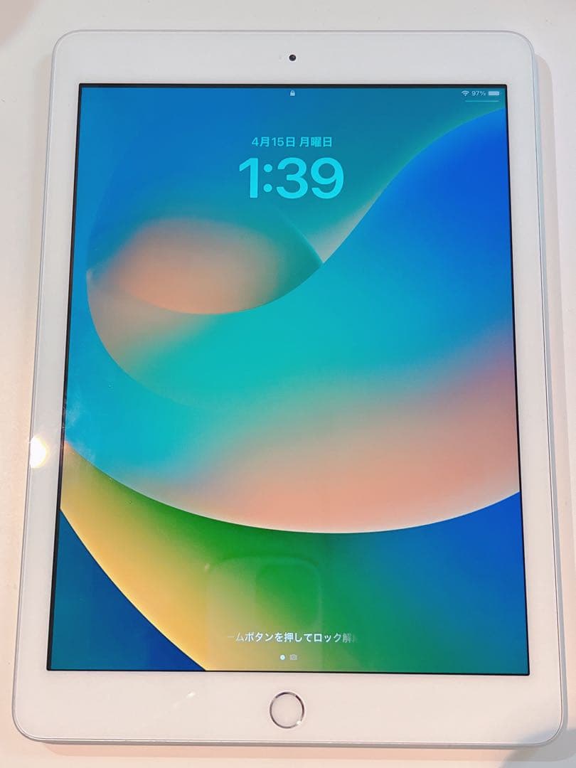 【超美品】iPad 11インチiPad Pro Wi-Fi 256GB - シルバー [整備済製品] - Apple（日本）