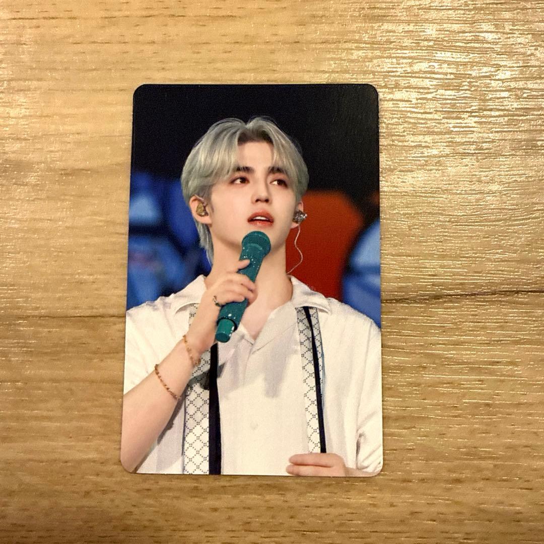 SEVENTEEN HOLIDAY Blu-ray トレカ エスクプス - メルカリ