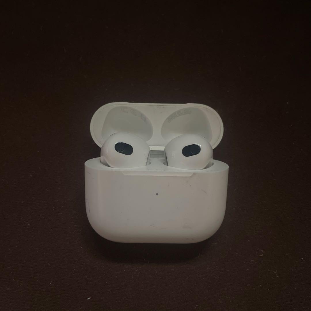 AirPods A2564 第3世代 - メルカリ