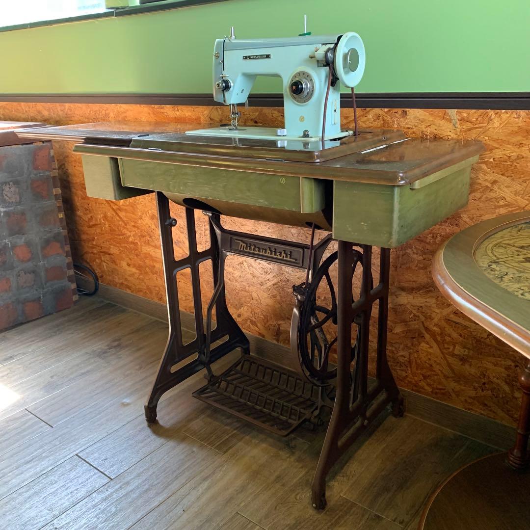 t*o様 アンティーク MITSUBISHI ミシン 昭和 レトロ 足踏み式 ビ