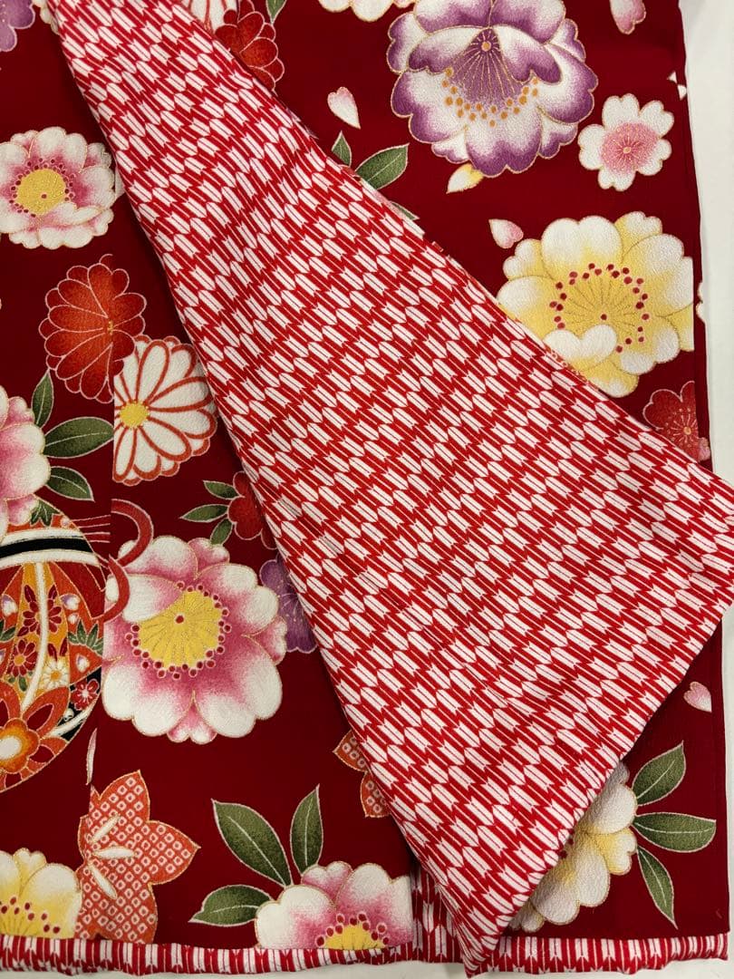 七五三 女の子着物 2点セット 華やか赤縮緬風 手鞠 八重桜 日本製