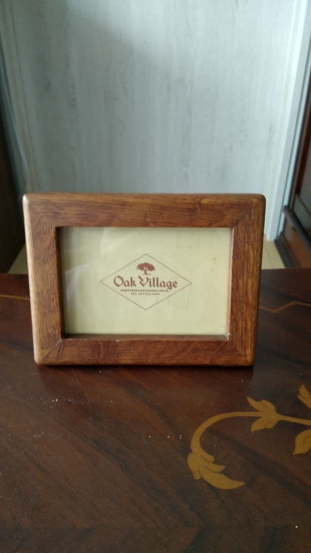 AGRIVERDEONLINE-高級感溢れるオークヴィレッジ フォトスタンド 大、小