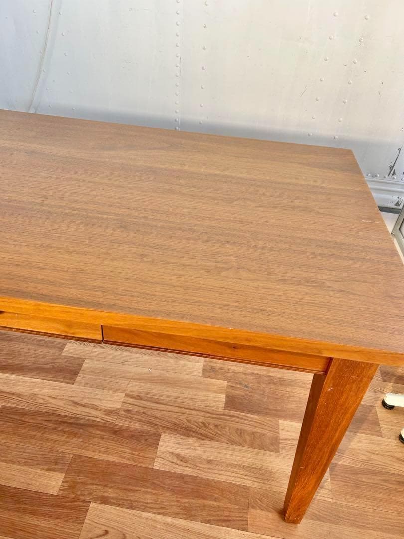 673 ニトリ エリル ダイニングテーブル クラシック 150 木 リビング b