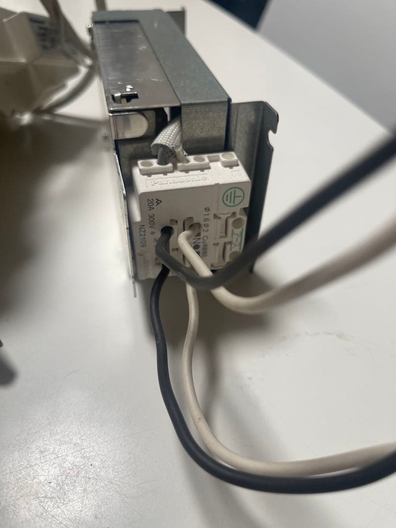 ダウンライト NSN65331W - メルカリ