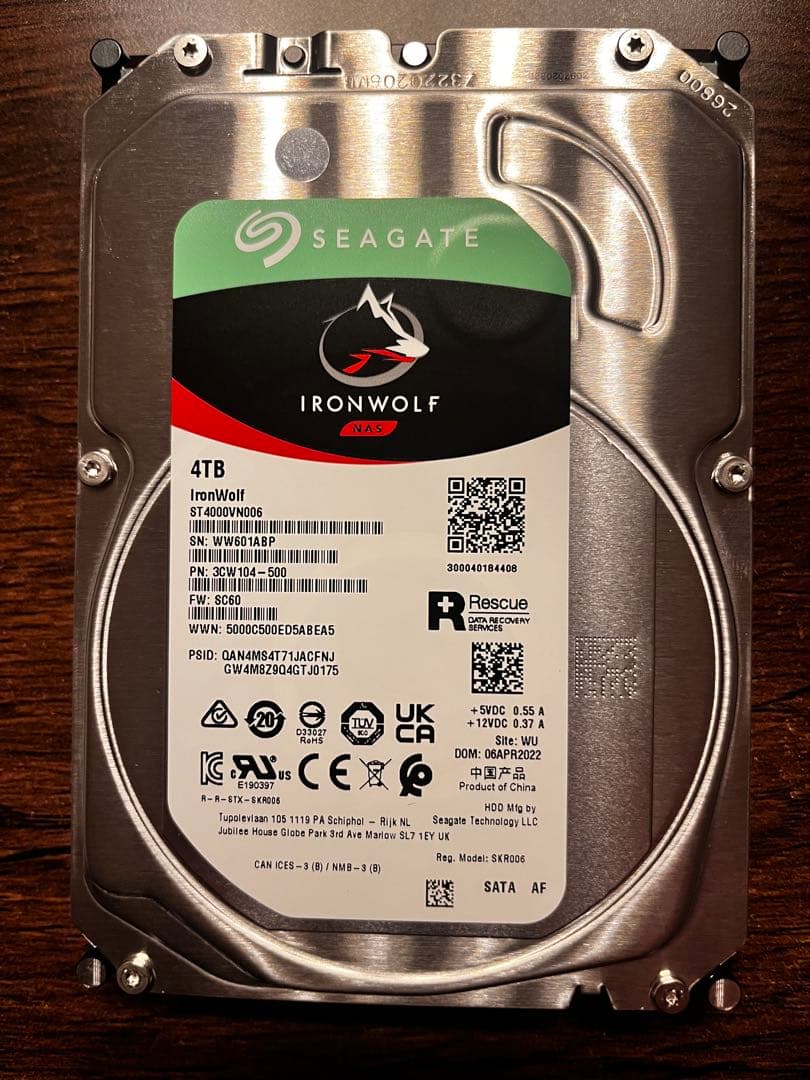 外付けハードディスク・ドライブ SEAGATE IronWolf 4TB NAS Seagate（シーゲイト） Seagate IronWolf 4TB 3.5インチ NAS用HDD