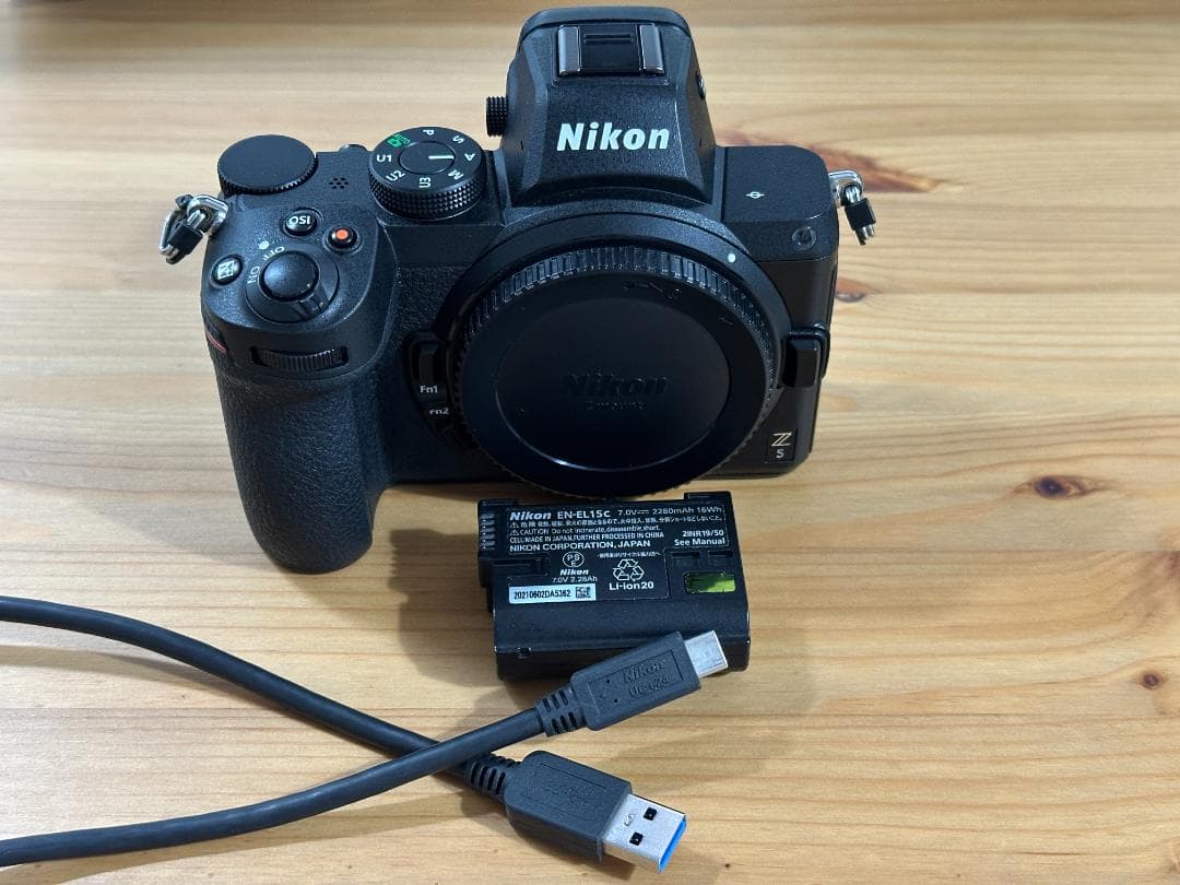 Nikon Z5 ミラーレス一眼 カメラ 本体（３年落ち） フルサイズミラーレス一眼カメラ「Z5」ボディ | ニコン | Z5(ニコン