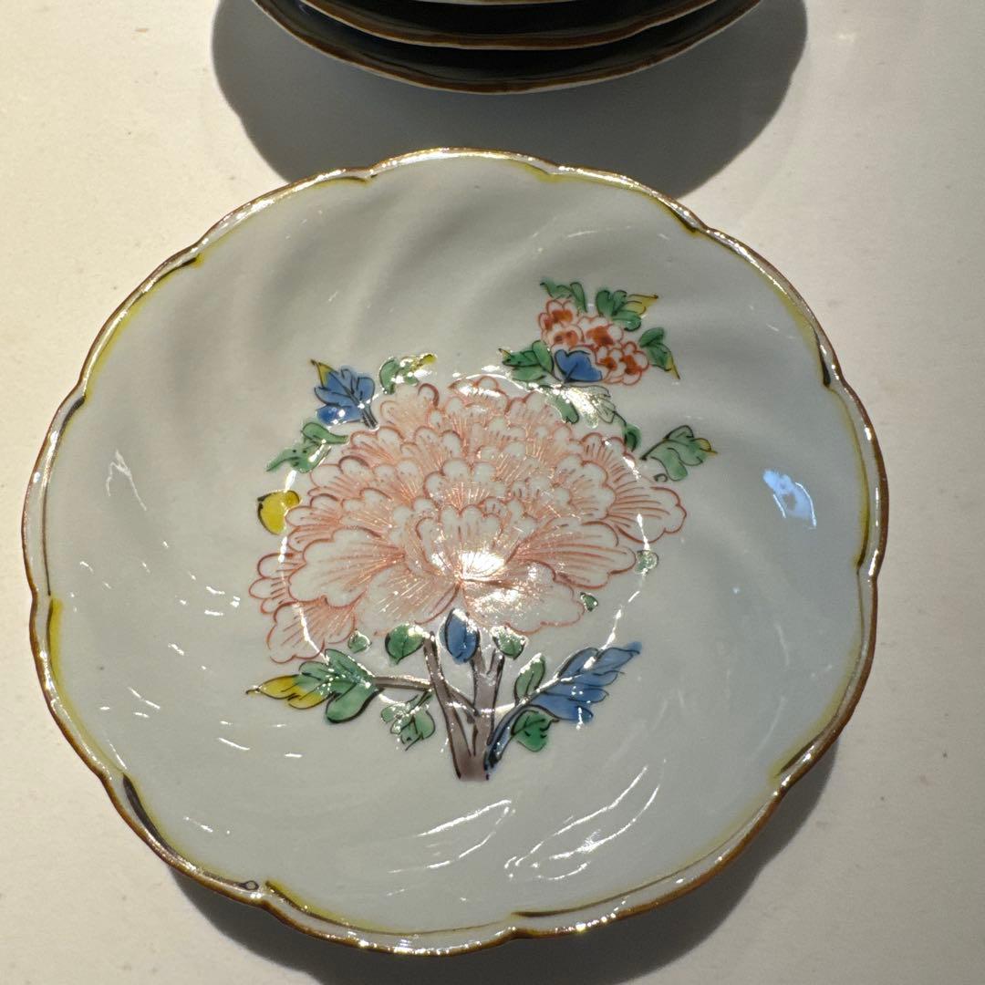 正木春蔵作、中皿、ボタン柄 楽天市場】色絵カンタ文深皿・正木春蔵《中皿・21.2cm》 : 和食器の