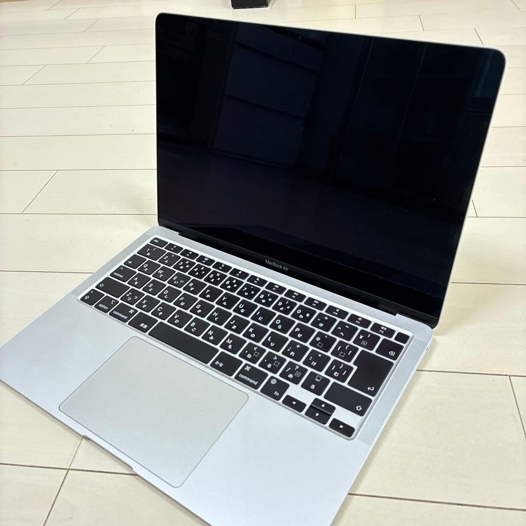 Apple MacBook Air (M1,8GB,256GB) 本体 Apple Apple MacBook Air 13