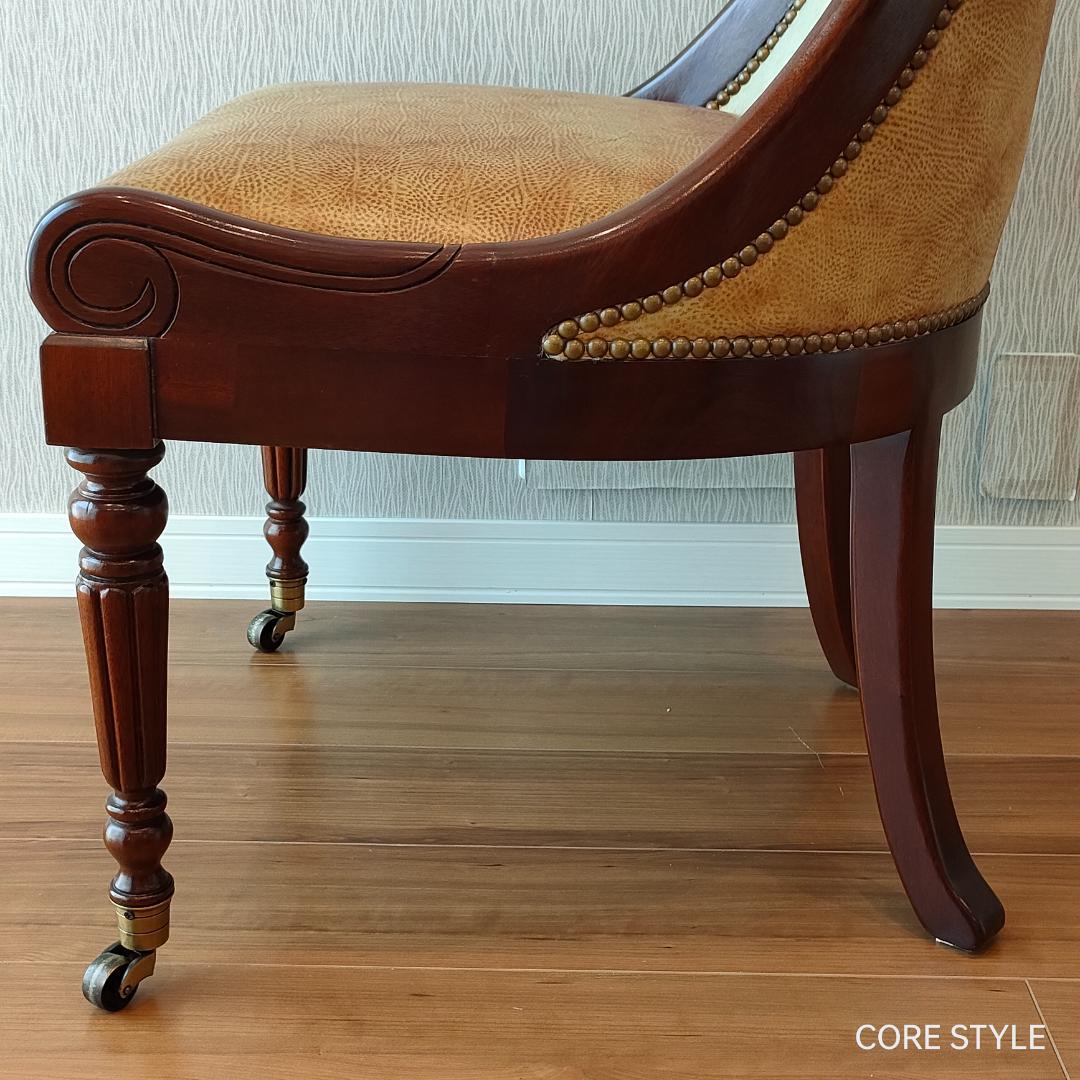 希少 ヒッコリーチェア キャスター付き クラシック家具 太鼓鋲②