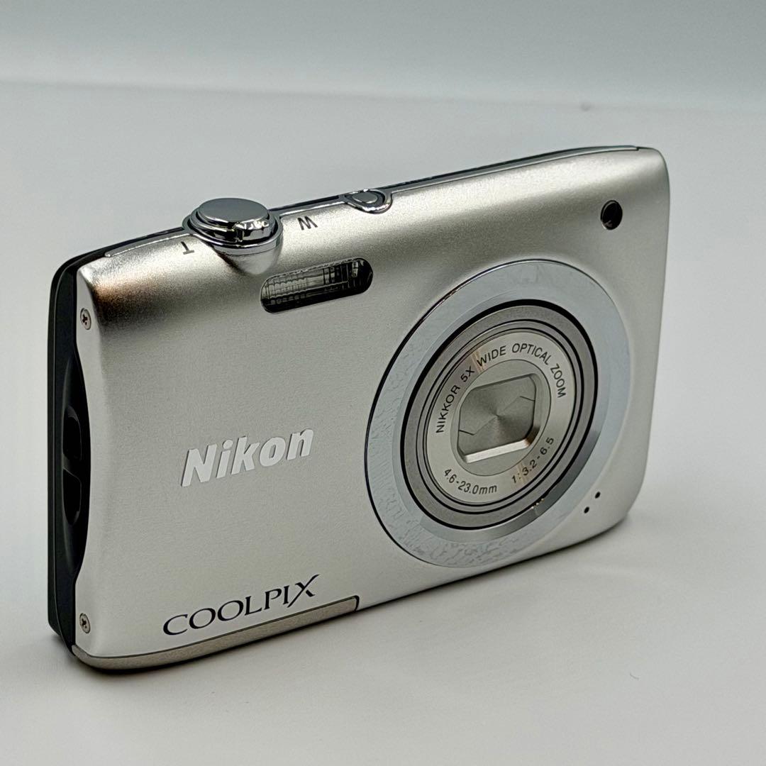 ✨極美品✨Nikon COOLPIX A100 シルバー クールピクス 箱付き - メルカリ