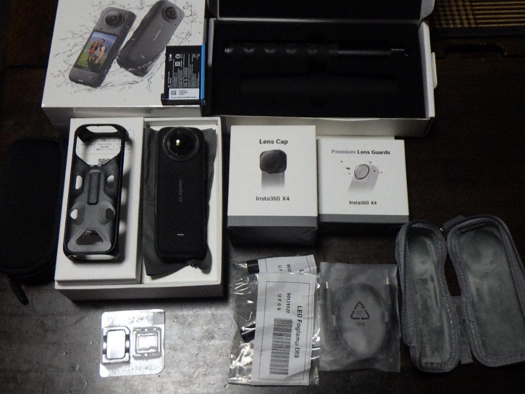 ■Insta360 X4■付属品多数■256GB■使用回数数回■美品！■ X4を購入 - 8K 360度アクションカメラ - Insta360 ストア