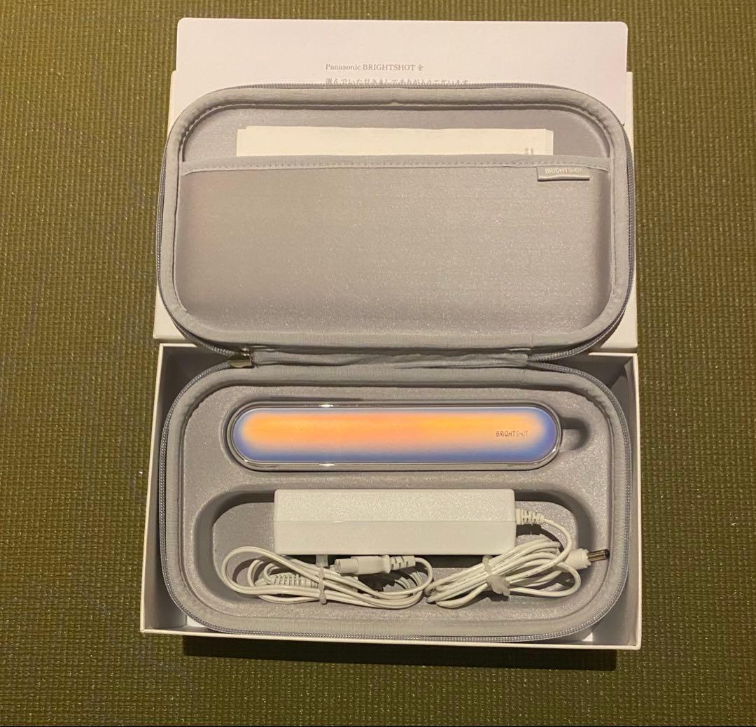 Panasonic 光美顔器 フォト ブライトショットEH-SL85-W パナソニック(Panasonic) EH-SL85-W(ホワイト) 光美顔器 フォト