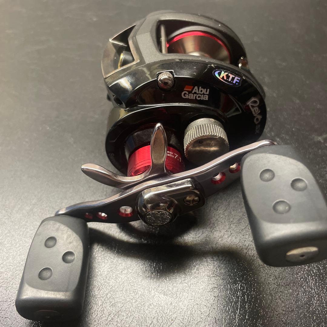 美品 アブガルシア REVO SX KTF 左ハンドル 替えスプール付き レボ