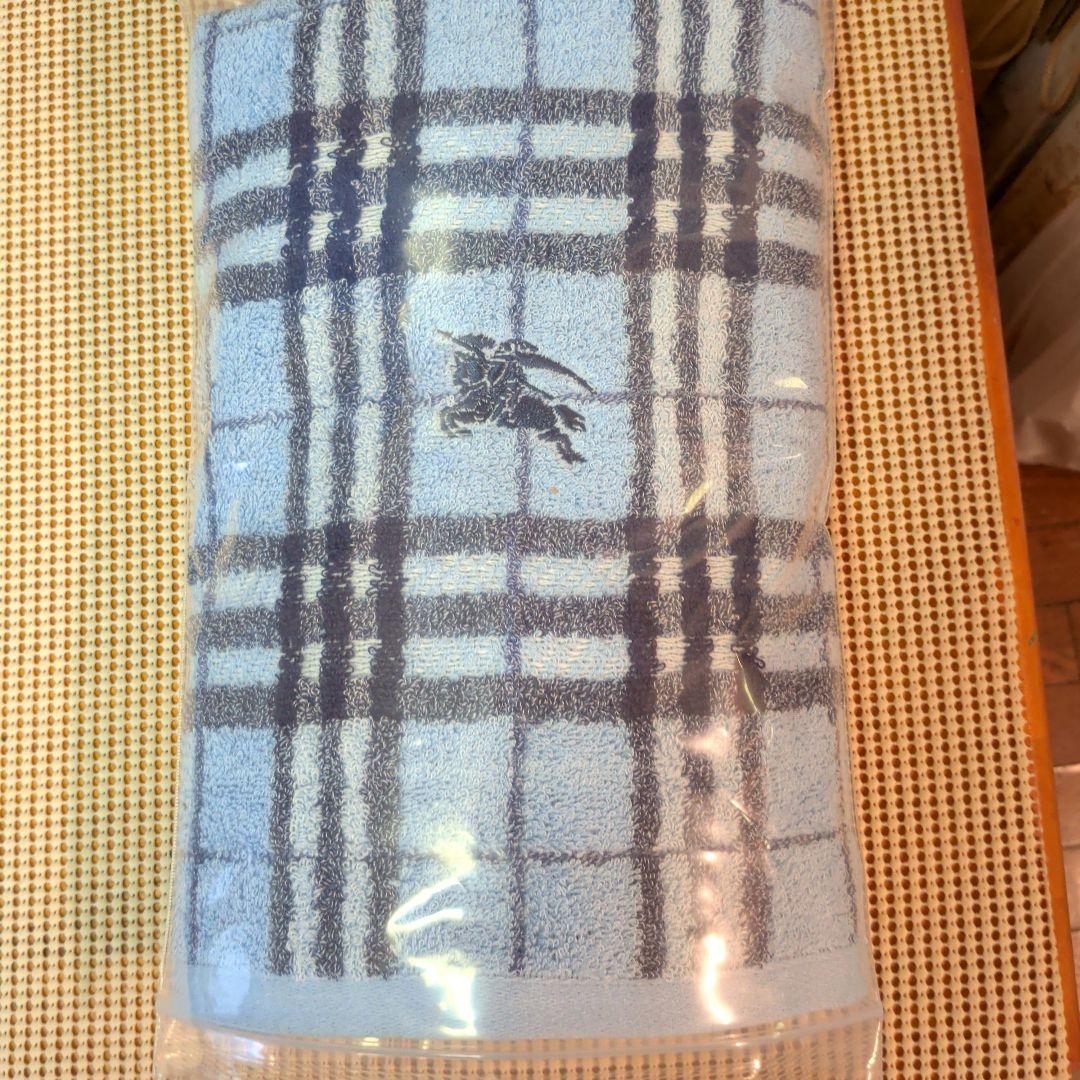 バーバリー チェック柄バスタオル - メルカリ
