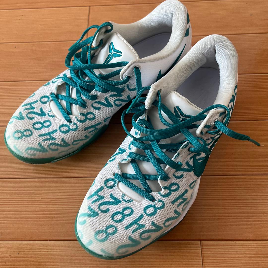Kobe 8 ホワイト/ターコイズ シューズ(箱無し) 2/13発売｜Nike Kobe 8 Protro 