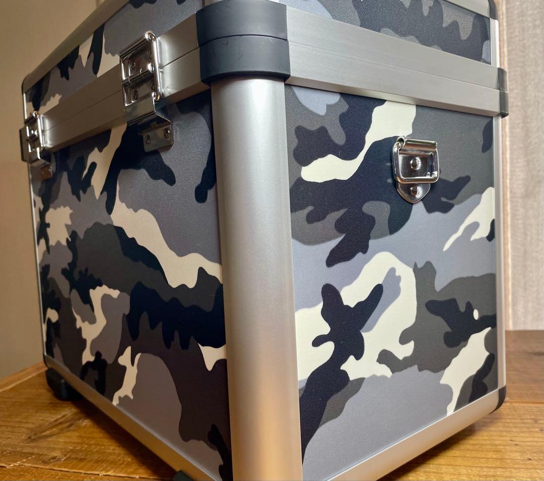 未使用品】EOS5DMK4購入特典 限定アルミトランク（非売品） CS100付