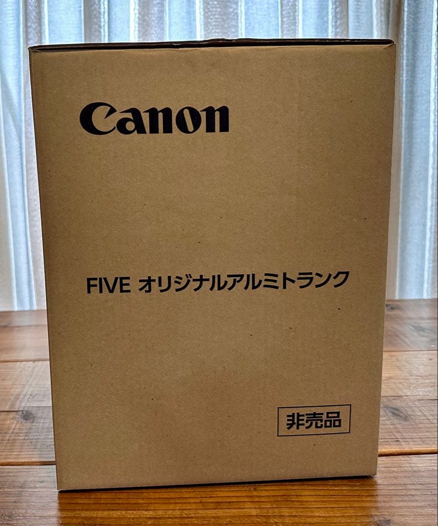 未使用品】EOS5DMK4購入特典 限定アルミトランク（非売品） CS100付