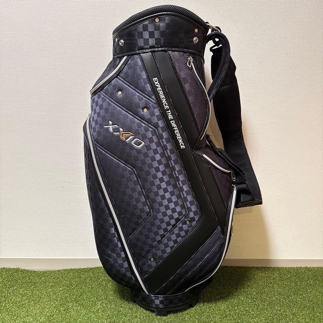 XXIO ゼクシオ キャディバッグ 軽量 2.2kg 9.5型 ブラックチェック