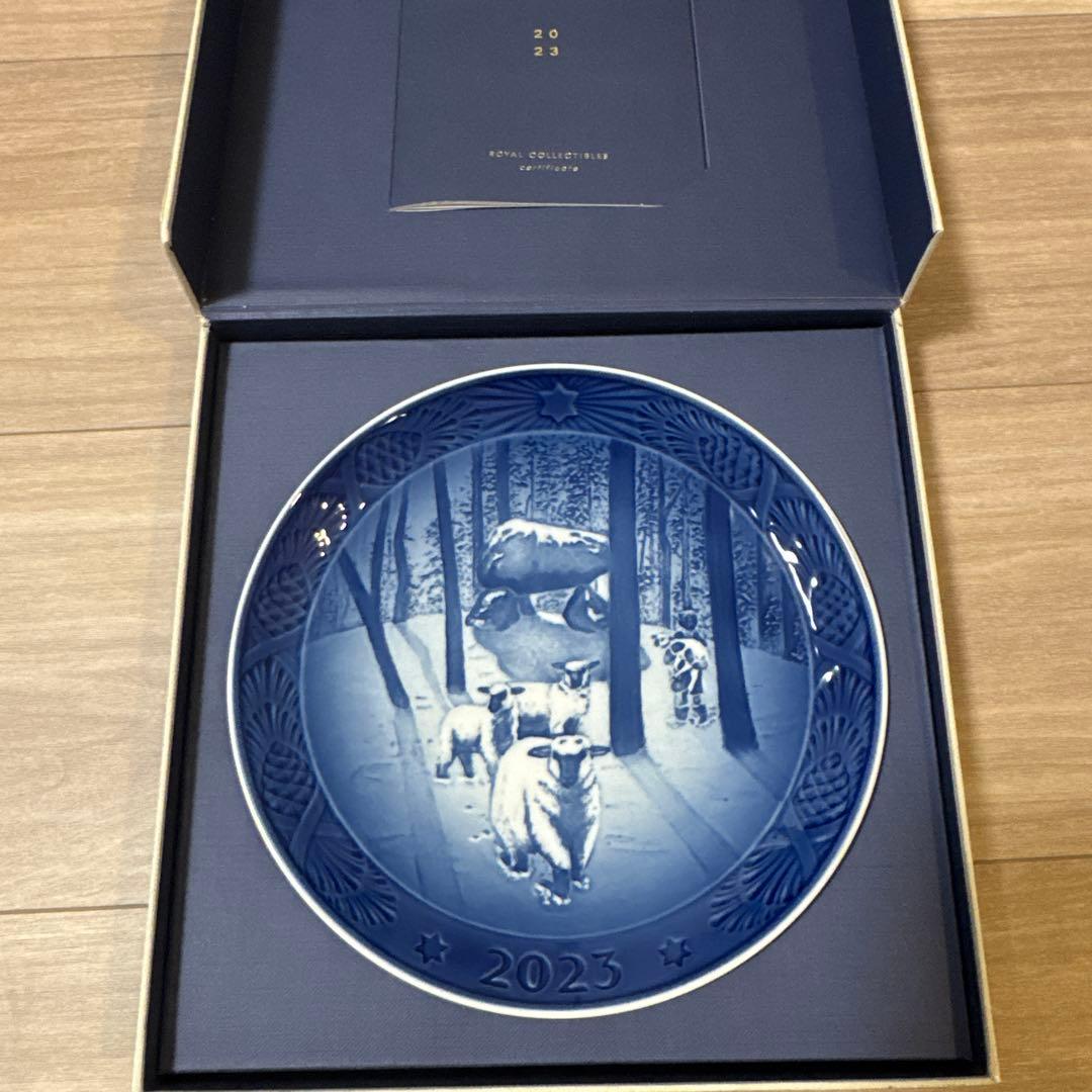 【未使用】ロイヤルコペンハーゲン イヤープレート 2023年版 イヤープレート2023年版|ロイヤル コペンハーゲン 公式オンラインストア