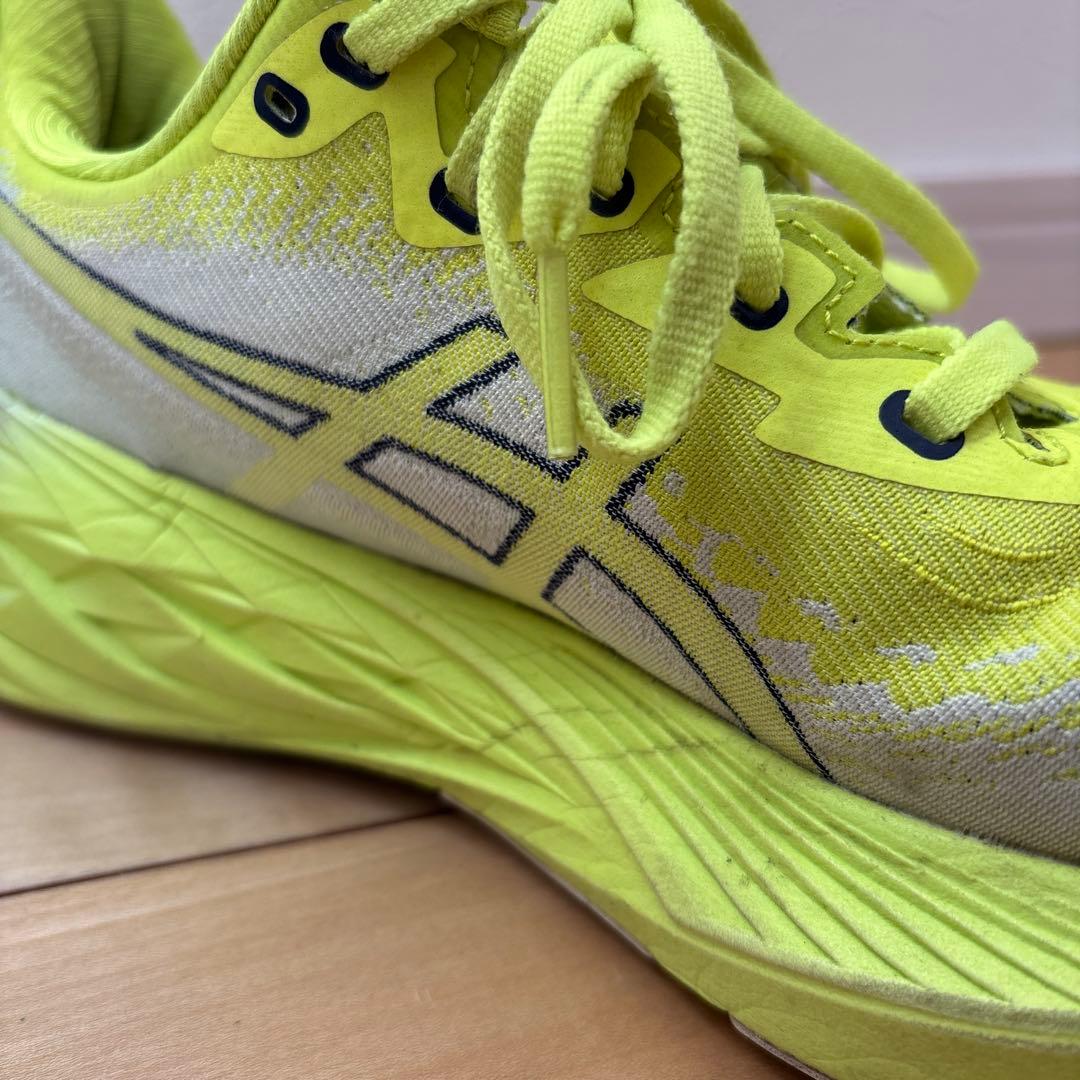 【美品】アシックス ノヴァブラスト4 ランニング マラソン 26.0cm