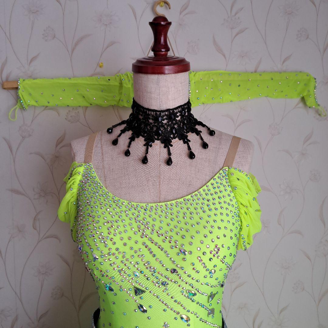 社交ダンス ラテン蛍光イエローグリーンドレス チョーカー