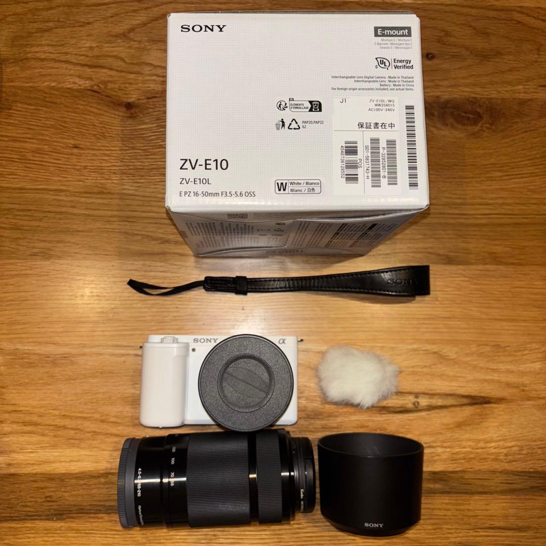 さぁたん様【付属品多数】Sony ZV-E10 ミラーレス一眼カメラ ソニー SONY ミラーレス一眼カメラ VLOGCAM ZV-E10 ボディ ブラック の