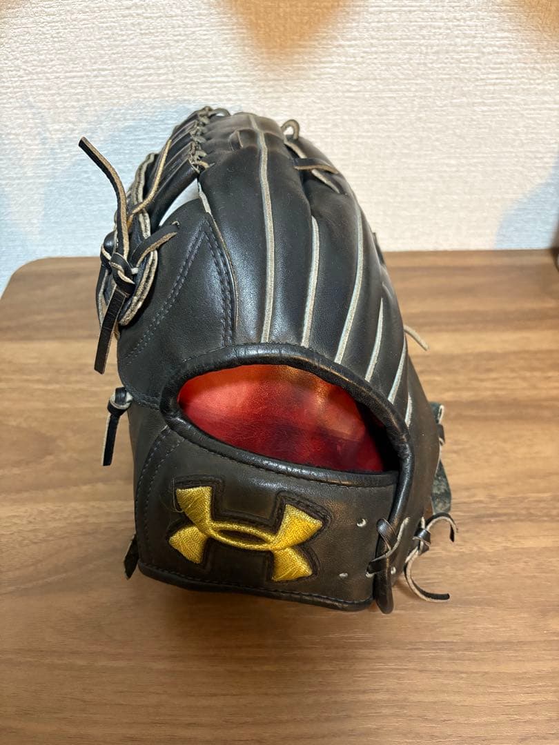 Under Armour 硬式グローブ 黒 楽天市場】硬式 グラブ UA 内野手 アンダーアーマー(UNDER ARMOUR