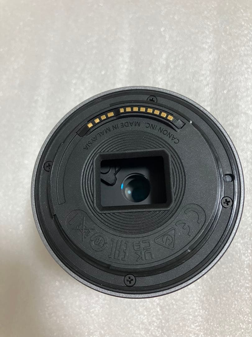 canon RF-S18-45mm F4.5-6.3 IS STM フィルタ付き