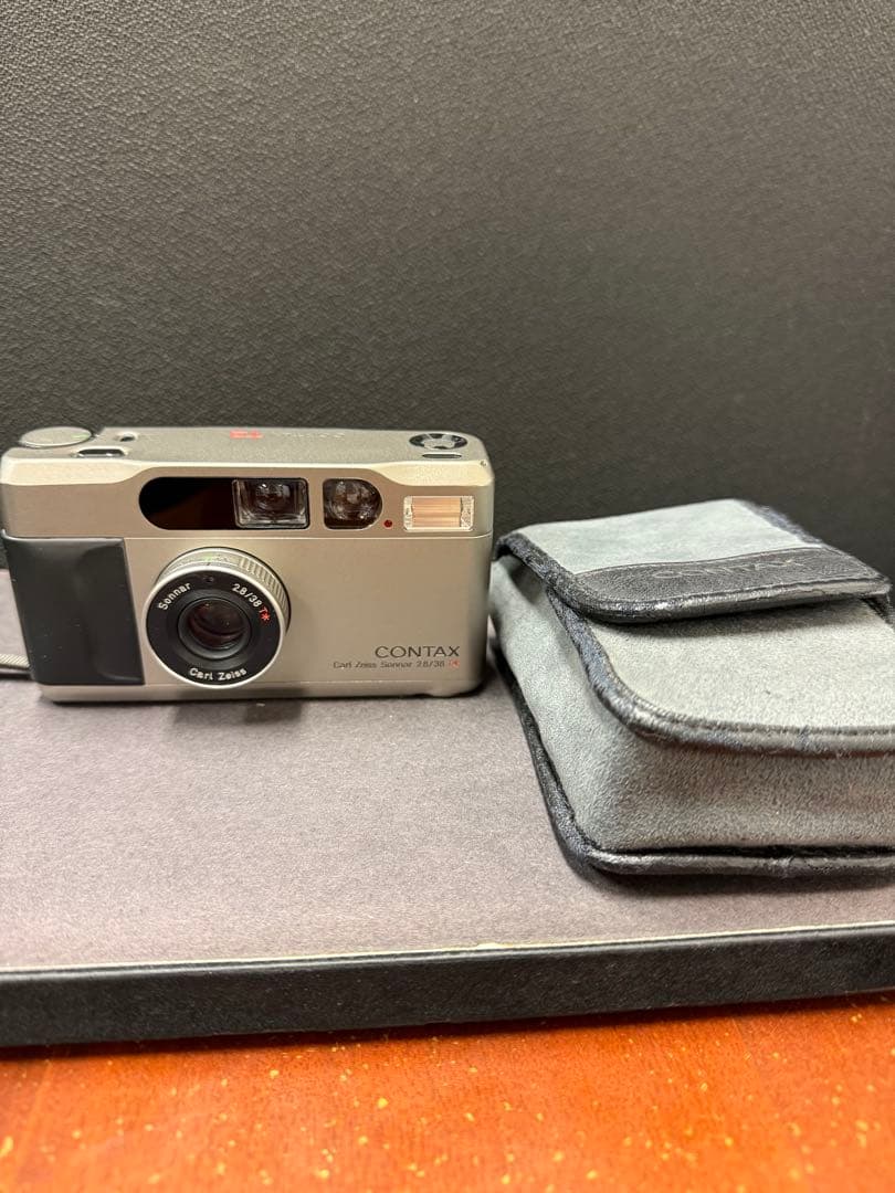 フィルムカメラ CONTAX T2 Carl zeiss Sonner CONTAX T2 Carl Zeiss Sonnar 2.8/38 T Compact Film Camera Silver